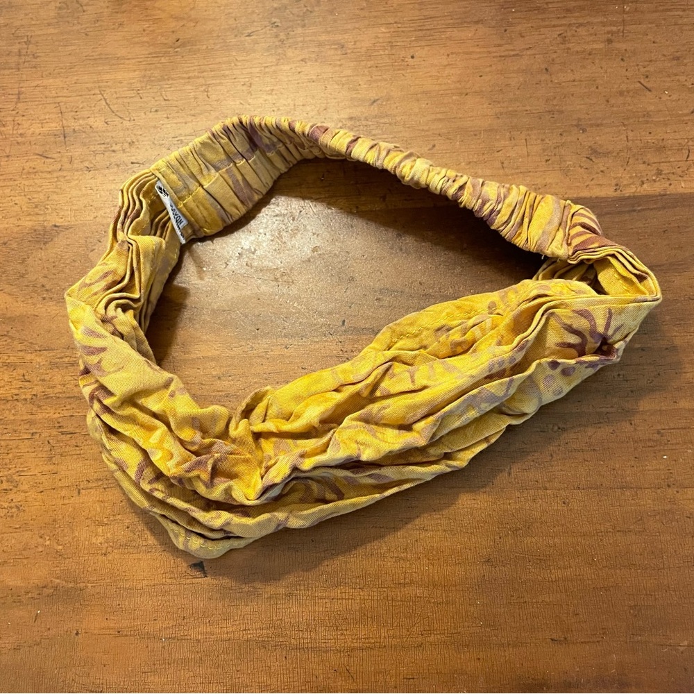 ⭐️ Free with any purchase ⭐️ Hair band 100 % Rayon